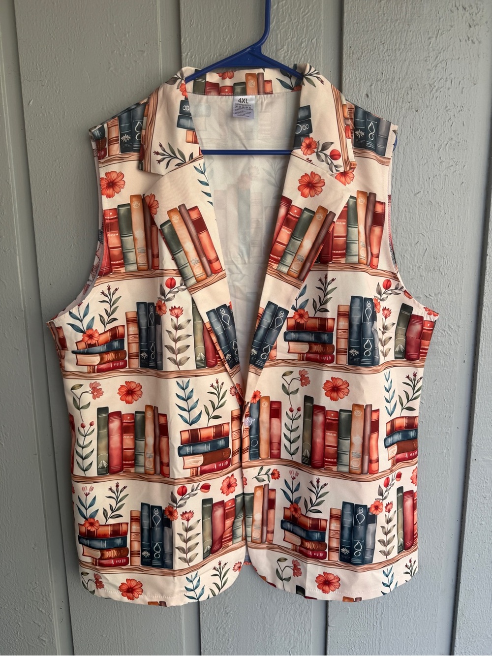 Bookprint Sleeveless Vest in Cream and Red - Unbranded size‎ 4XL